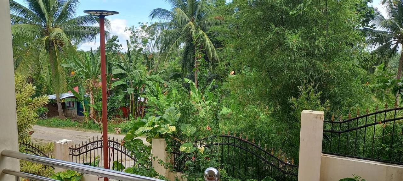 Hotel Soul Travellers Dagatan Castle Badian Exterior foto
